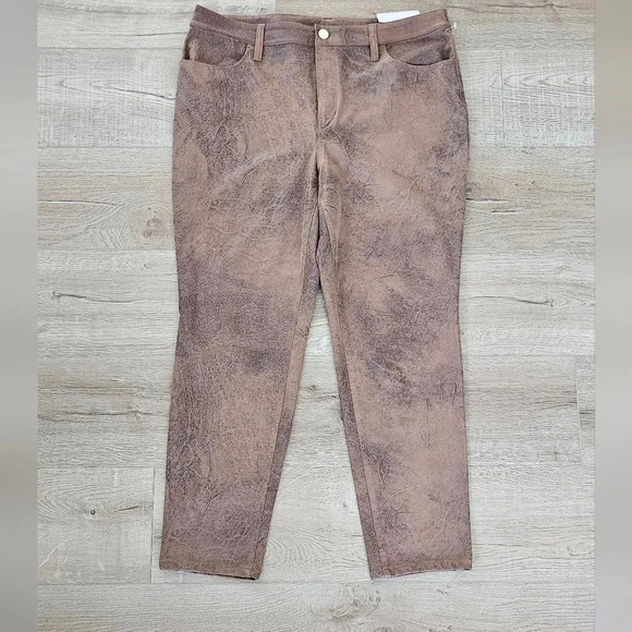 - Chico's Suede Slim Leg Pants - 12s / 2s - Picture 5 of 13